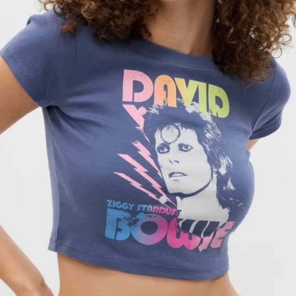 🌸4/$20🌸 Gap Cropped David Bowie Graphic Short Sleeve T-Shirt - Picture 4 of 13
